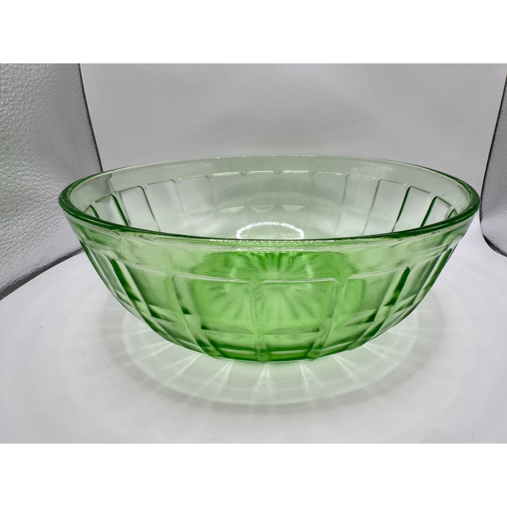 Vintage 1930s Hazel Atlas Green Uranium Depression Glass Paneled 6.5" Bowl